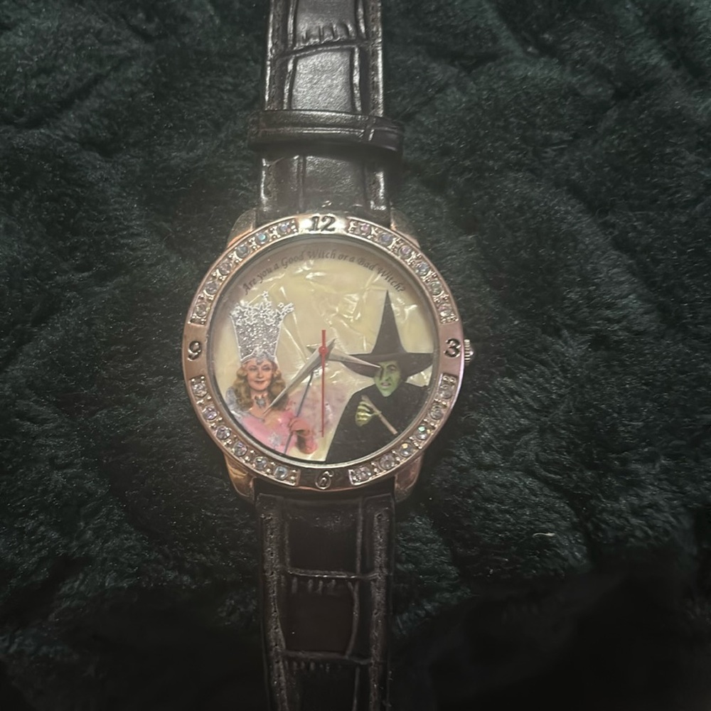 Avon Wizard of Oz Good Witch Bad Witch Watch